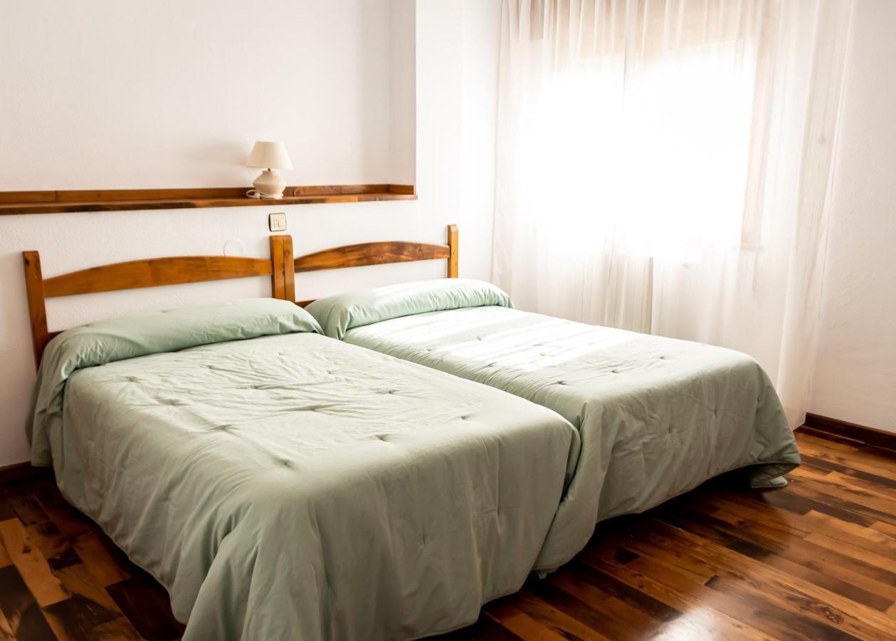 Hostal Restaurante Ventasierra Valdoré Zewnętrze zdjęcie