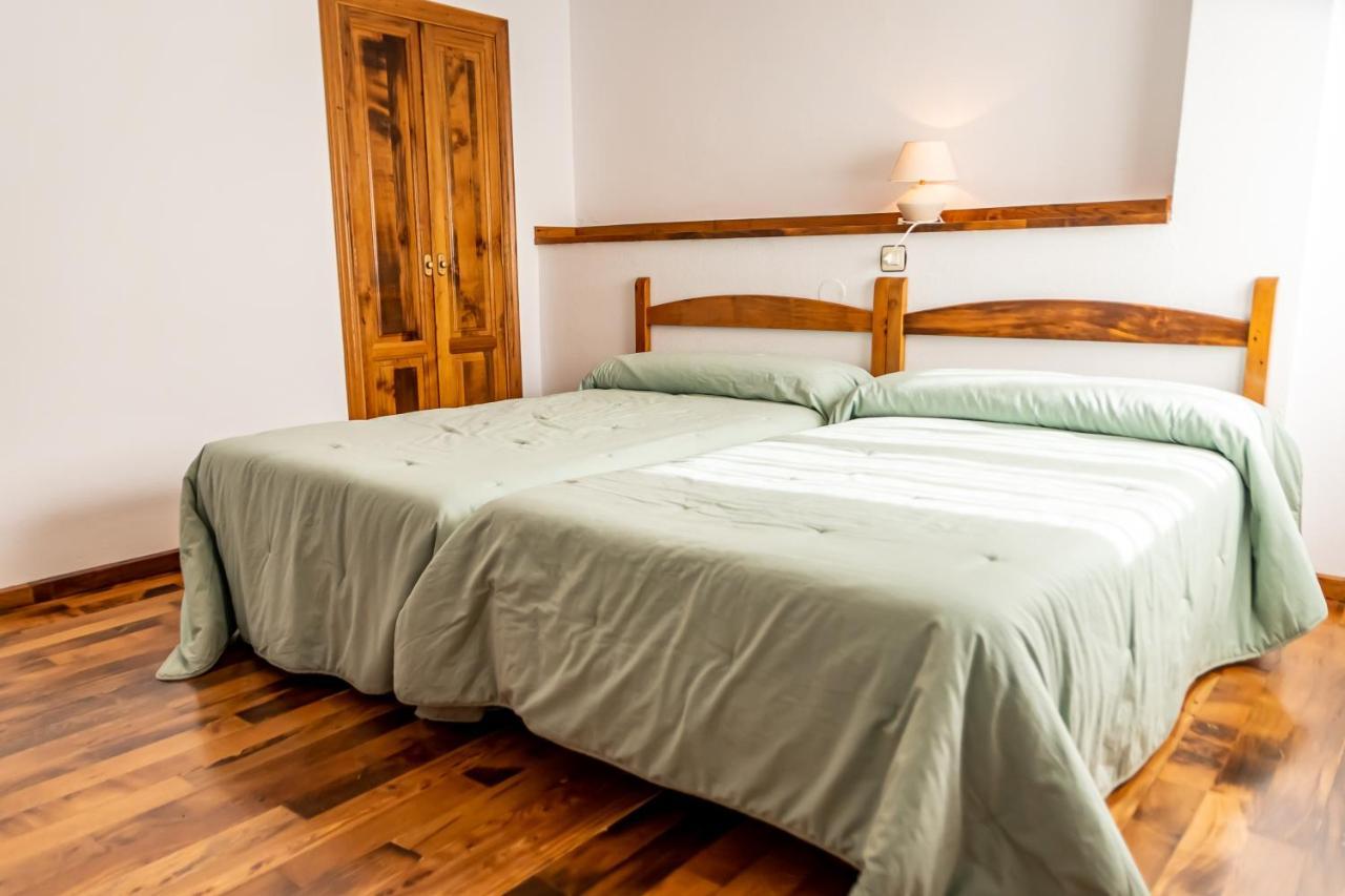 Hostal Restaurante Ventasierra Valdoré Zewnętrze zdjęcie