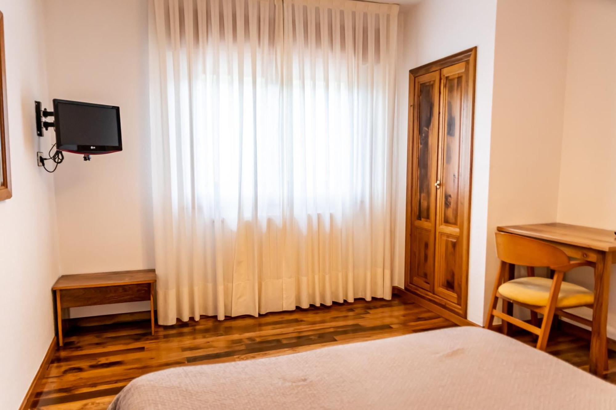 Hostal Restaurante Ventasierra Valdoré Zewnętrze zdjęcie