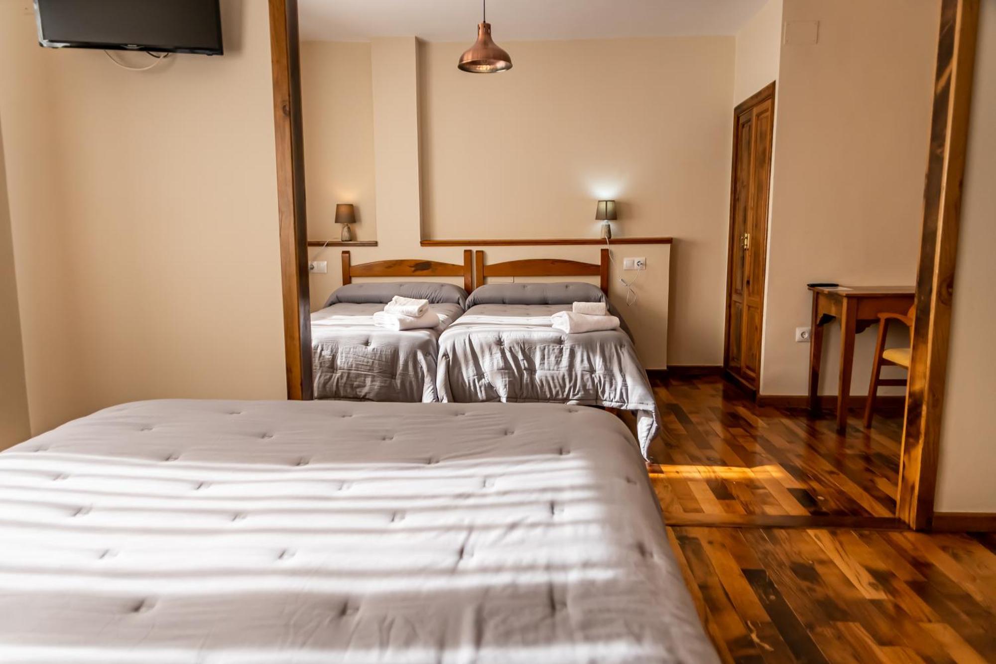 Hostal Restaurante Ventasierra Valdoré Zewnętrze zdjęcie